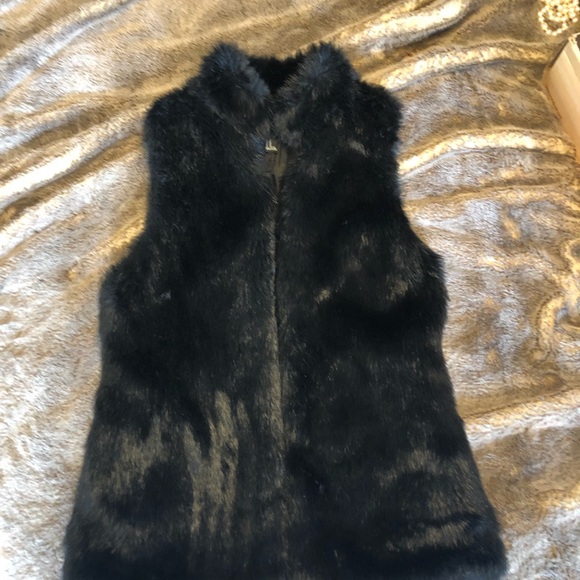 Faux Fur Forever 21 Vest - Picture 2 of 12
